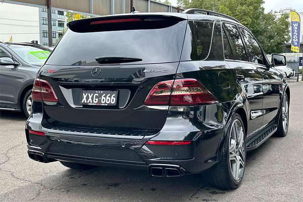 2012 Mercedes-Benz ML 63 AMG (4x4) 166