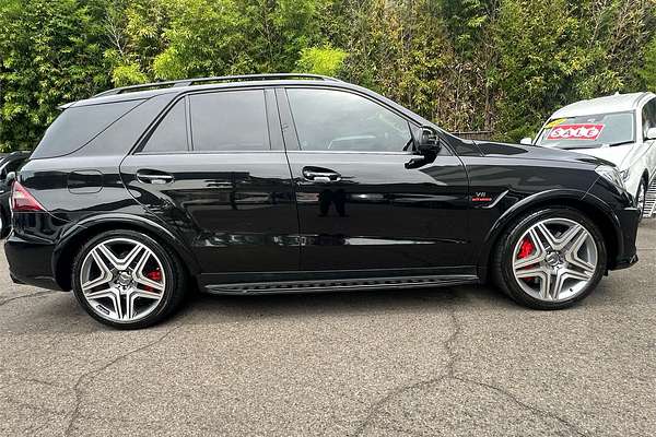 2012 Mercedes-Benz ML 63 AMG (4x4) 166