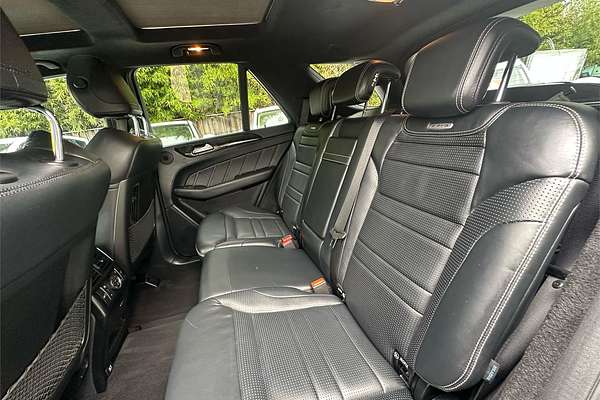 2012 Mercedes-Benz ML 63 AMG (4x4) 166