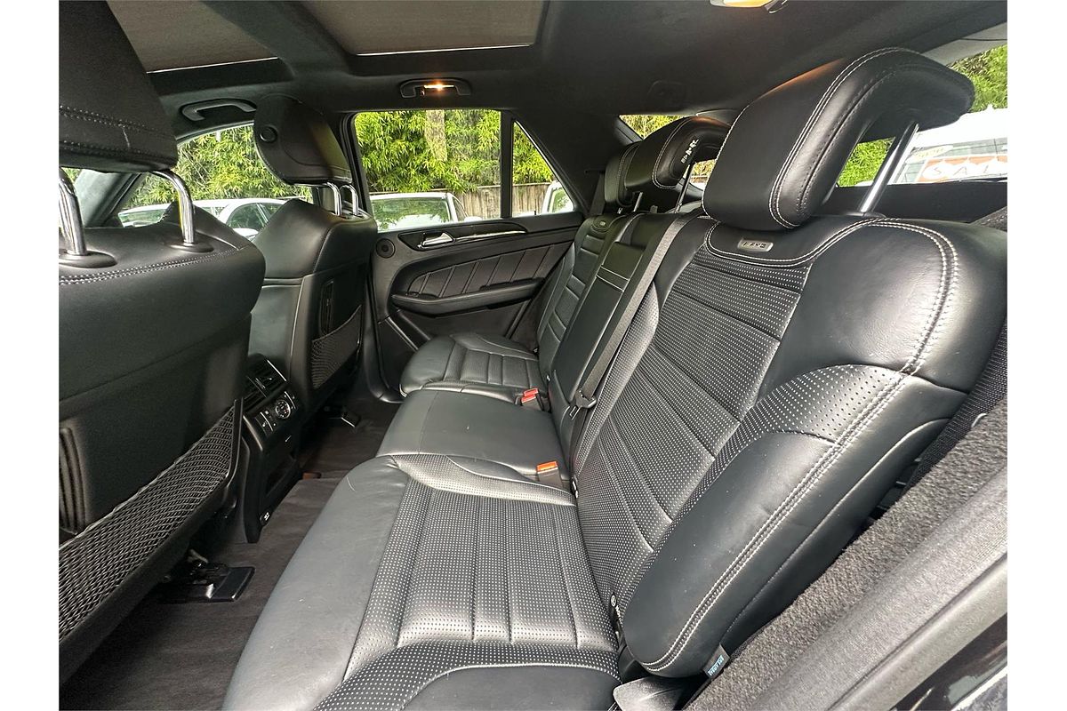 2012 Mercedes-Benz ML 63 AMG (4x4) 166
