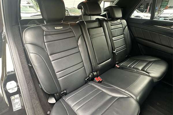 2012 Mercedes-Benz ML 63 AMG (4x4) 166