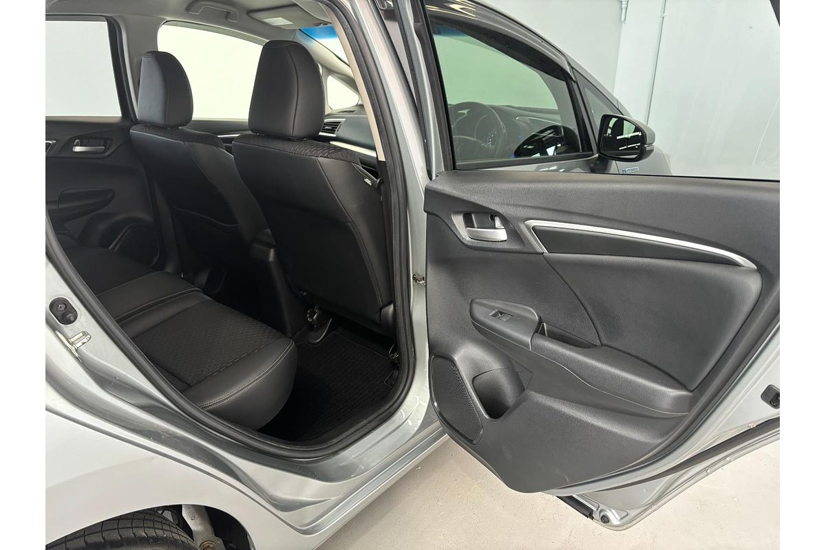 2014 Honda FIT HYBRID L PKG L PKG GP5