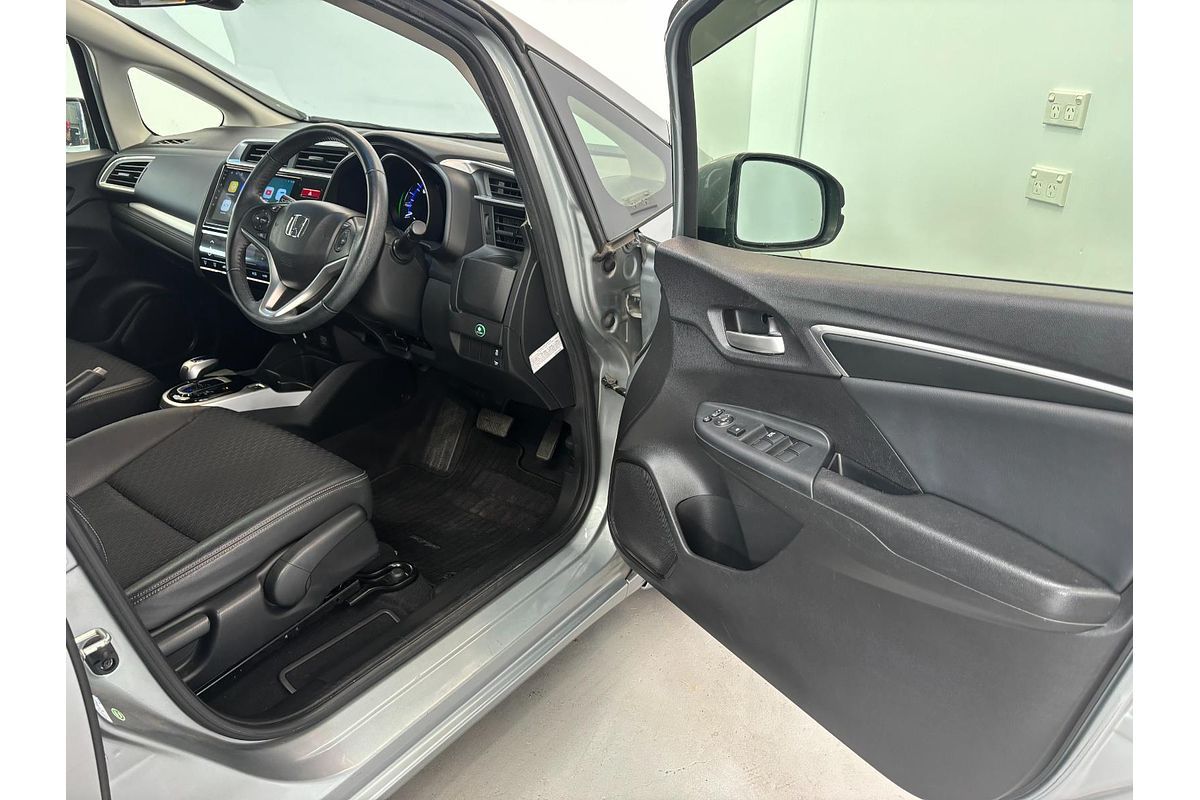 2014 Honda FIT HYBRID L PKG L PKG GP5