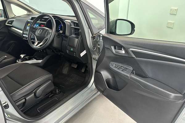 2014 Honda FIT HYBRID L PKG L PKG GP5