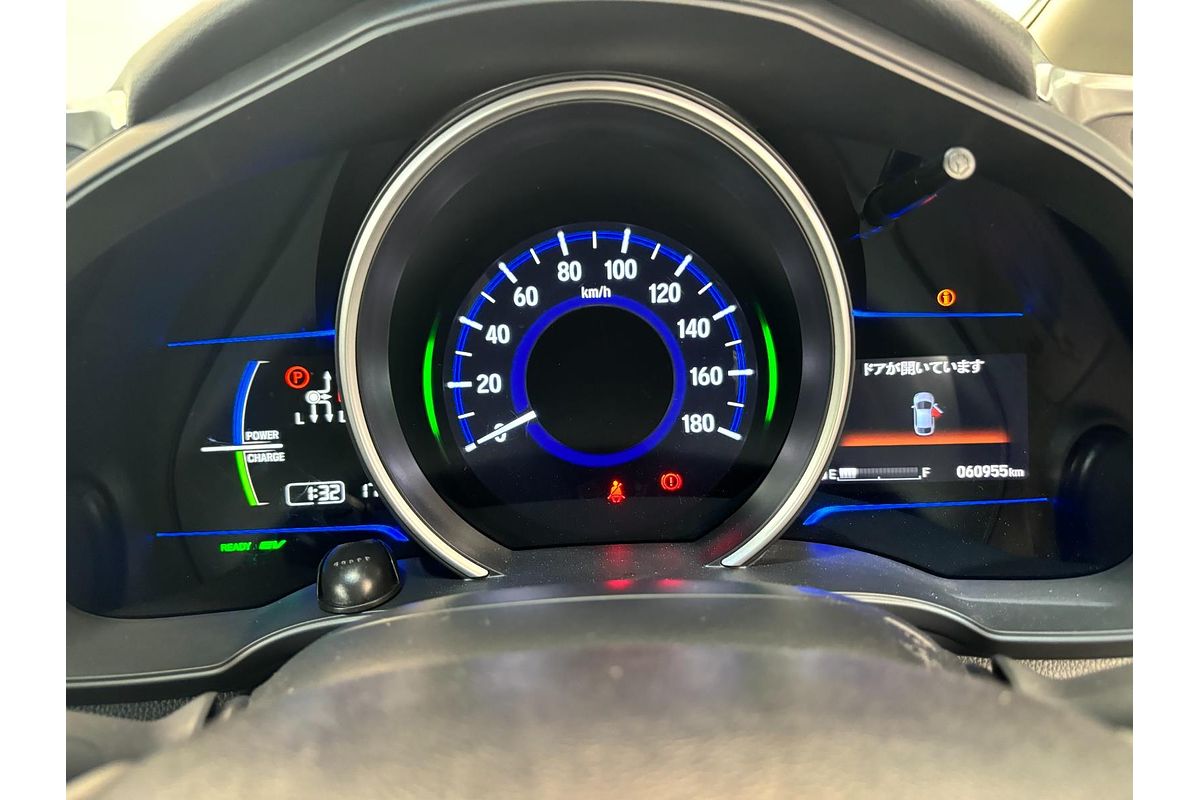 2014 Honda FIT HYBRID L PKG L PKG GP5