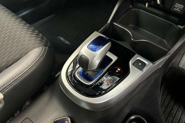2014 Honda FIT HYBRID L PKG L PKG GP5