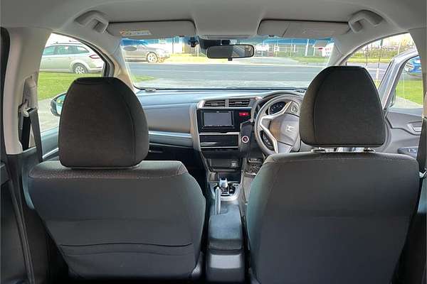 2015 Honda FIT HYBRID F PKG F PKG GP5