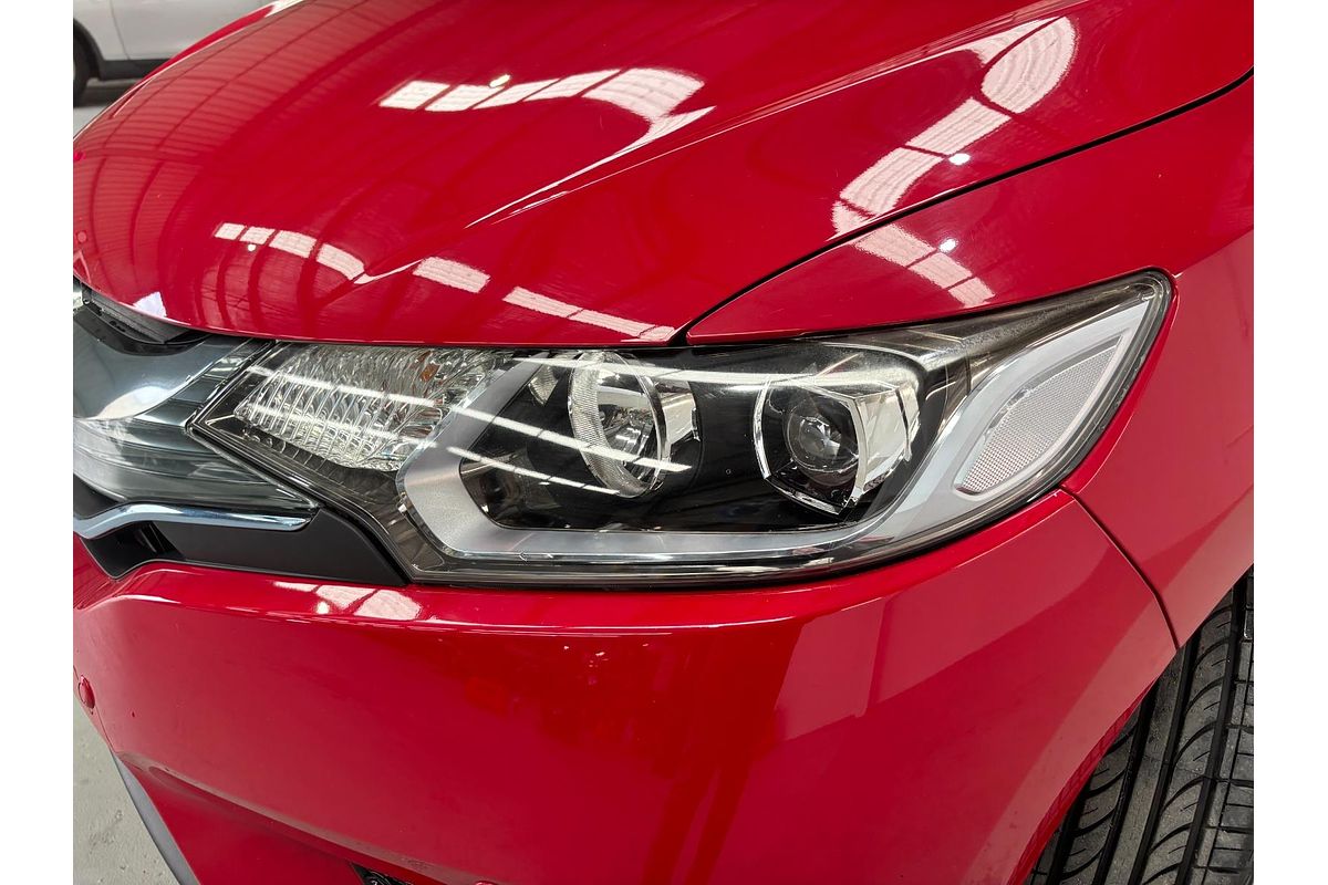 2015 Honda FIT HYBRID F PKG F PKG GP5