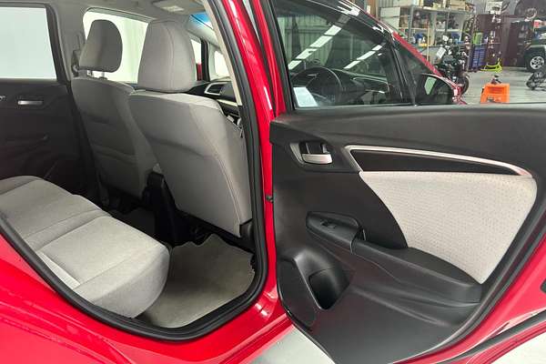 2015 Honda FIT HYBRID F PKG F PKG GP5