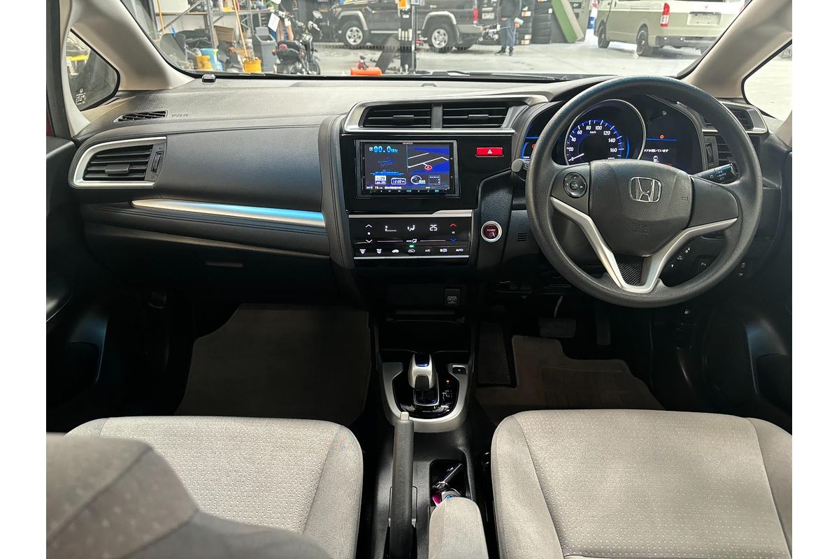 2015 Honda FIT HYBRID F PKG F PKG GP5
