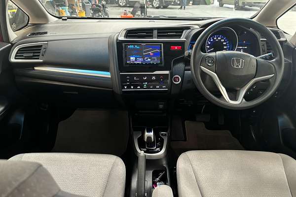 2015 Honda FIT HYBRID F PKG F PKG GP5
