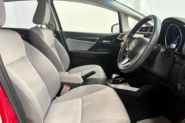 2015 Honda FIT HYBRID F PKG F PKG GP5