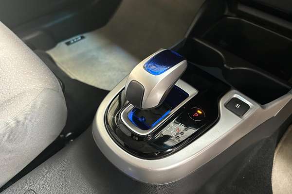 2015 Honda FIT HYBRID F PKG F PKG GP5