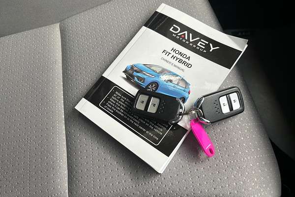 2015 Honda FIT HYBRID F PKG F PKG GP5