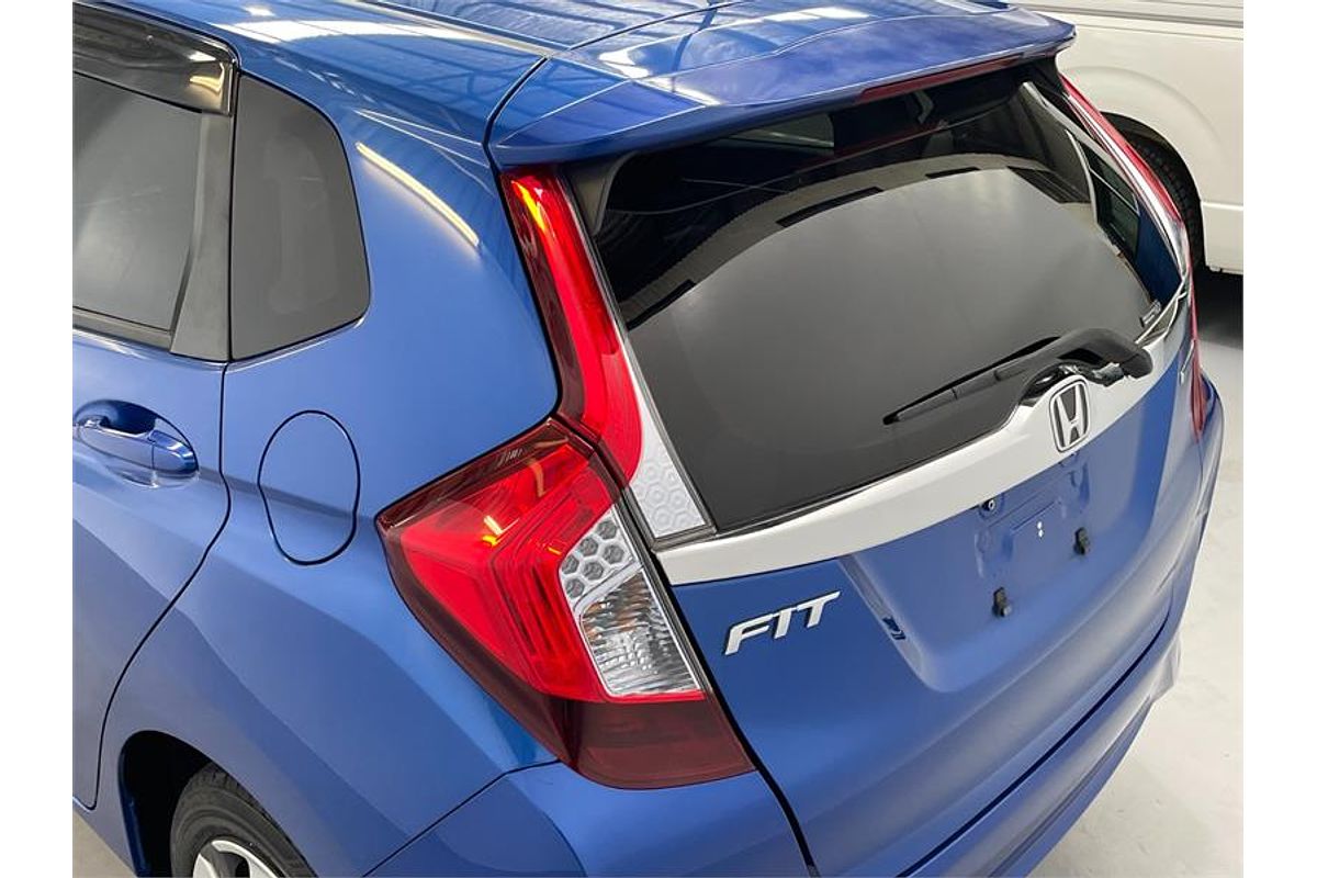 2014 Honda FIT HYBRID L PKG L PKG GP5