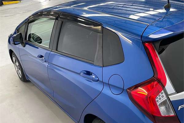 2014 Honda FIT HYBRID L PKG L PKG GP5