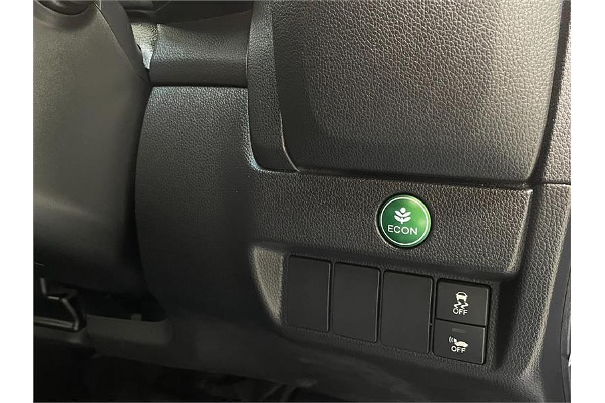 2014 Honda FIT HYBRID L PKG L PKG GP5
