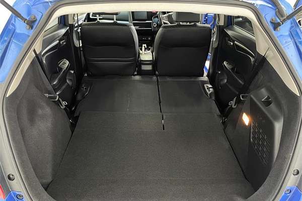 2014 Honda FIT HYBRID L PKG L PKG GP5