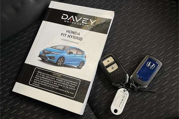 2014 Honda FIT HYBRID L PKG L PKG GP5