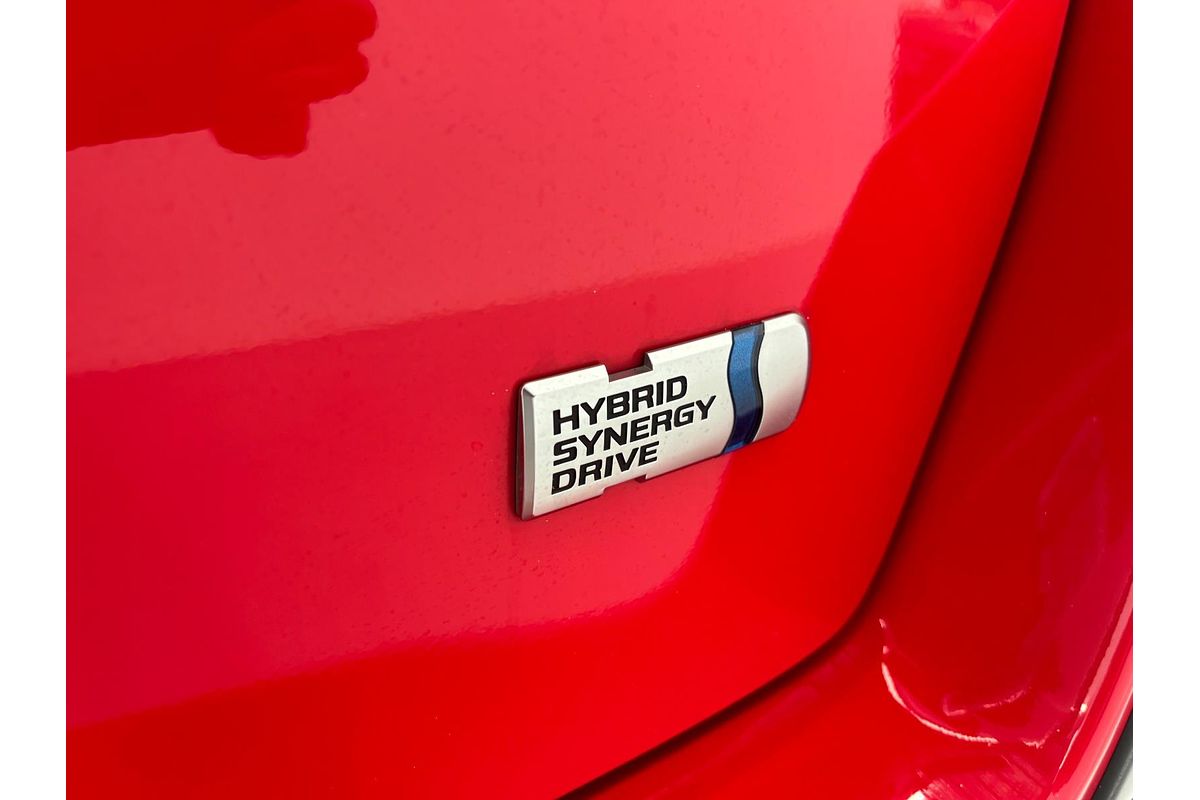 2016 Toyota Corolla Fielder Hybrid Cross NKE165