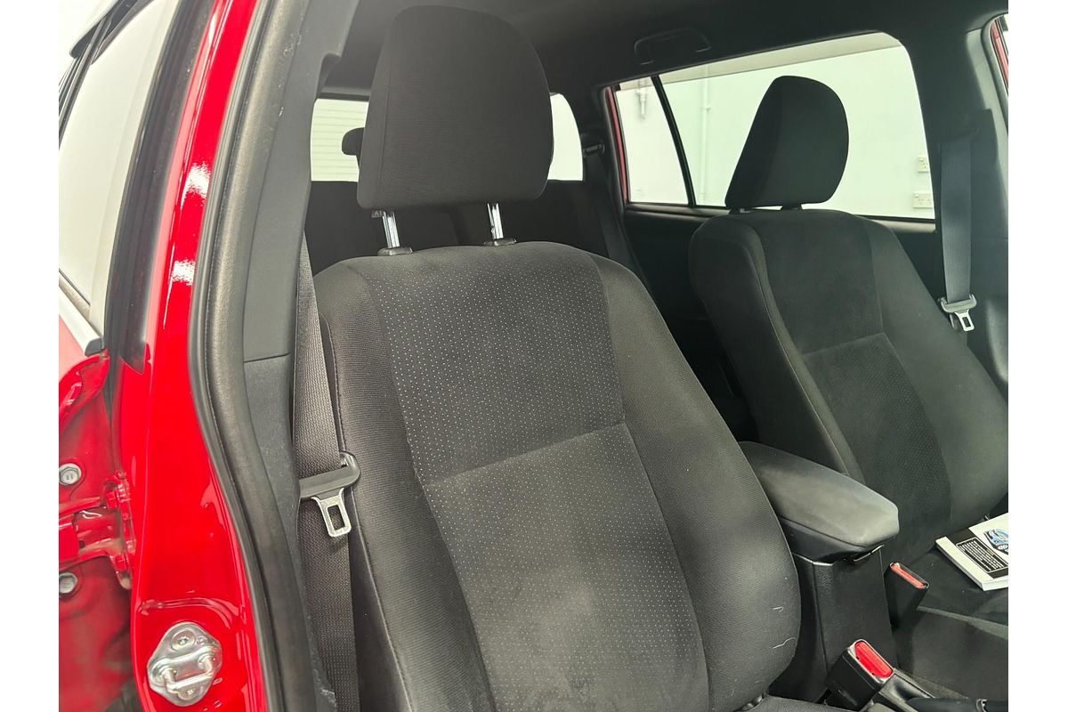 2016 Toyota Corolla Fielder Hybrid Cross NKE165