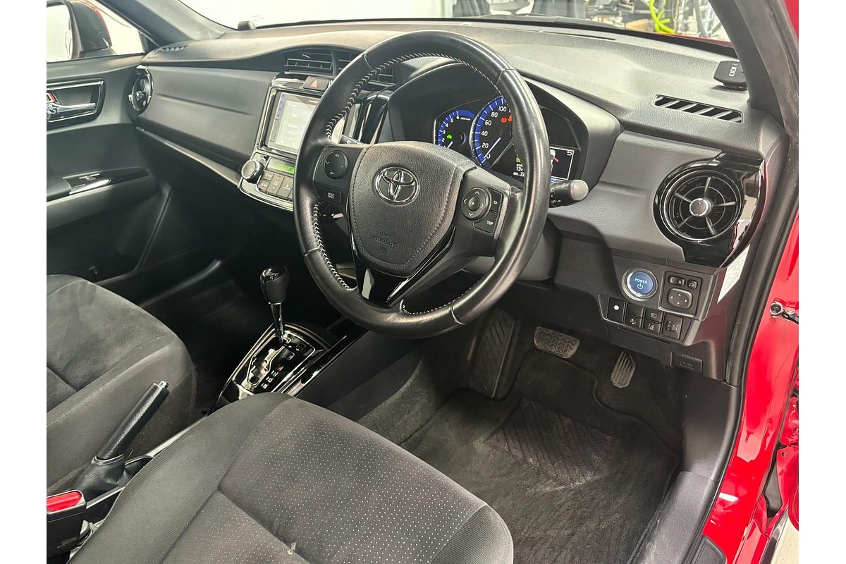 2016 Toyota Corolla Fielder Hybrid Cross NKE165
