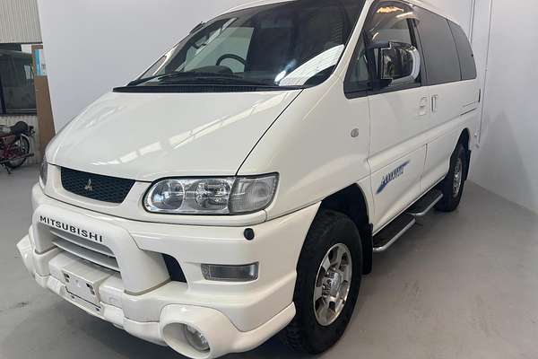 2005 Mitsubishi DELICA SPACE GEAR CHAMONIX 4WD