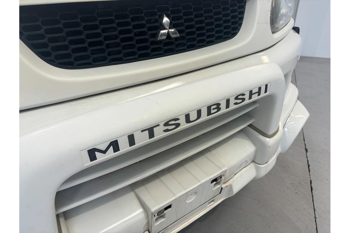 2005 Mitsubishi DELICA SPACE GEAR CHAMONIX 4WD