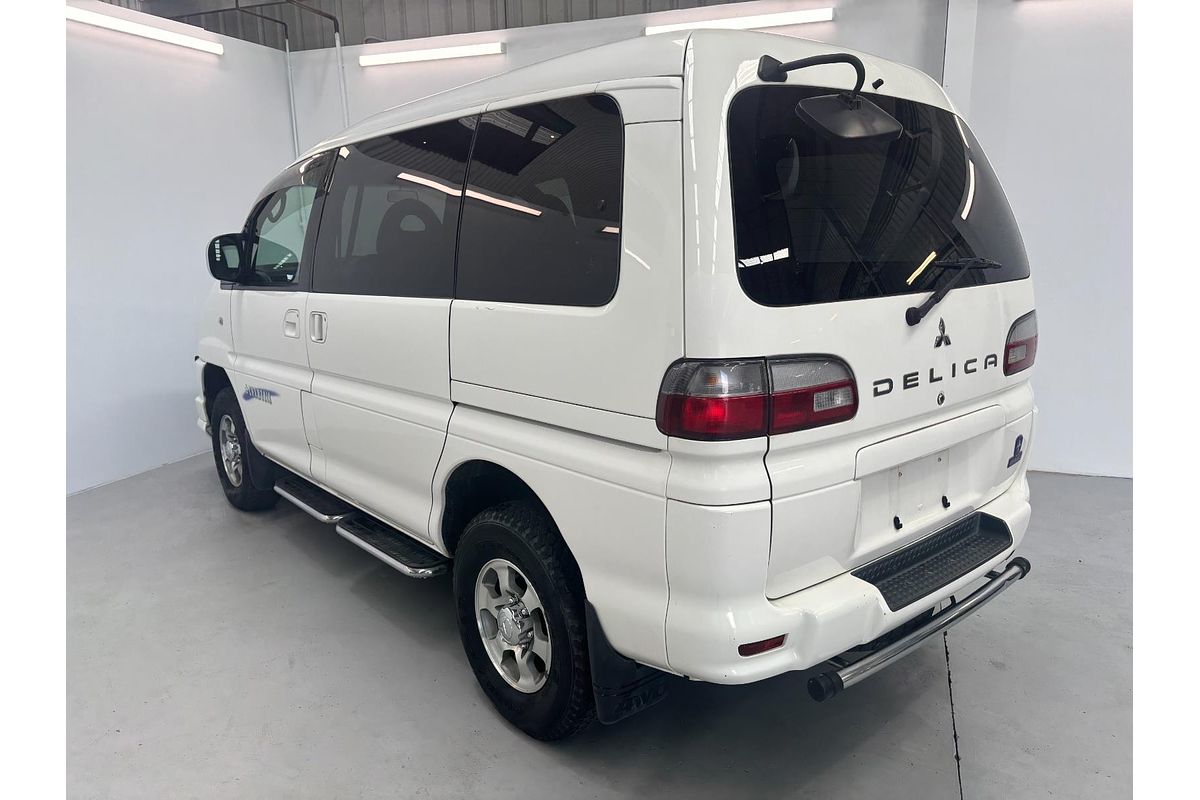2005 Mitsubishi DELICA SPACE GEAR CHAMONIX 4WD