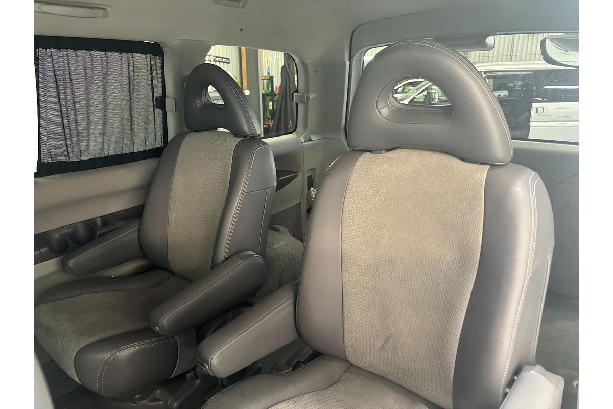 2005 Mitsubishi DELICA SPACE GEAR CHAMONIX 4WD