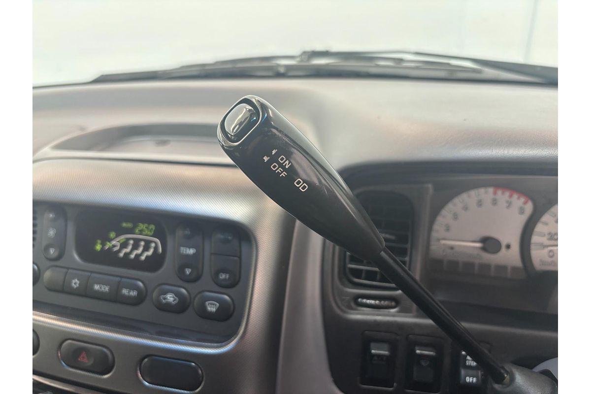 2005 Mitsubishi DELICA SPACE GEAR CHAMONIX 4WD