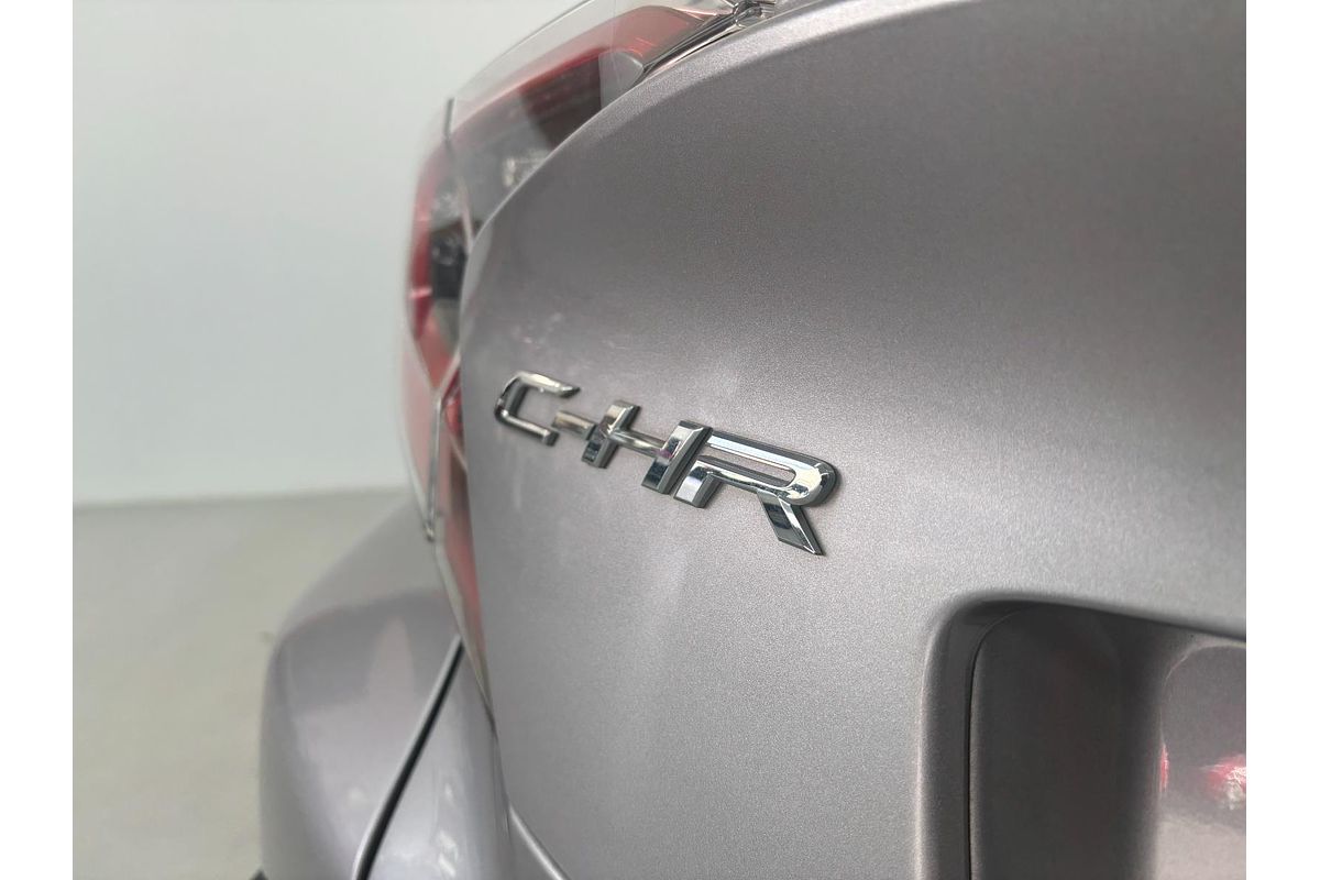 2017 Toyota C-HR Hybrid G Modellista ZYX10