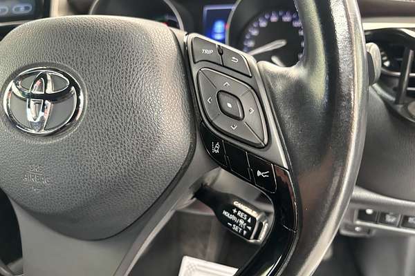 2017 Toyota C-HR Hybrid G Modellista ZYX10