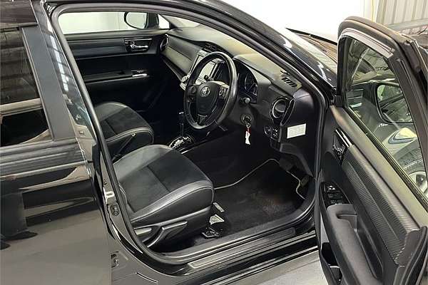 2015 Toyota Corolla Fielder Hybrid Fielder Hybrid WxB NKE165