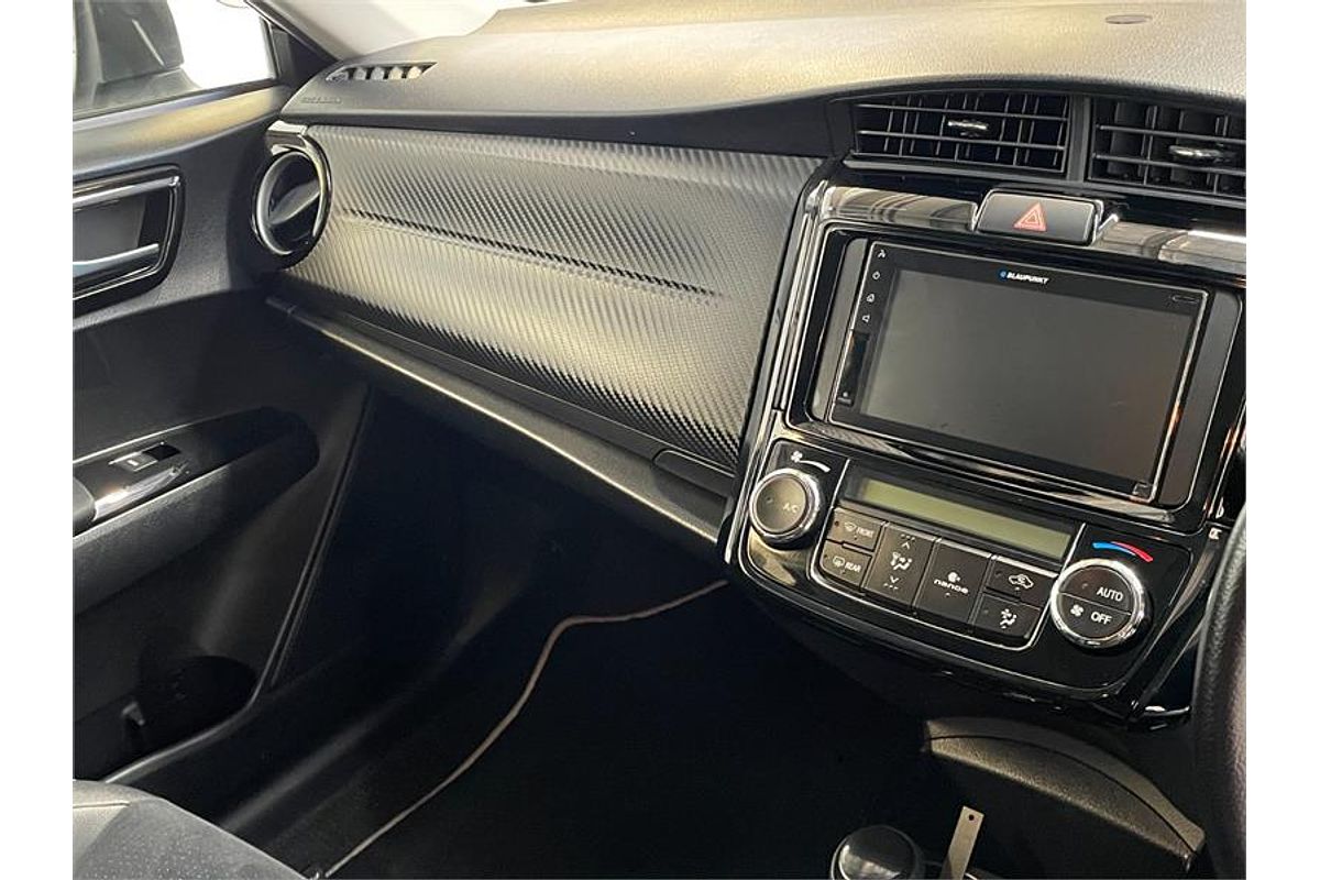 2015 Toyota Corolla Fielder Hybrid Fielder Hybrid WxB NKE165