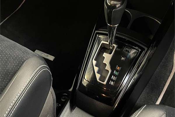 2015 Toyota Corolla Fielder Hybrid Fielder Hybrid WxB NKE165