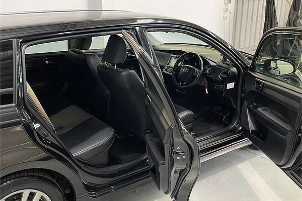 2015 Toyota Corolla Fielder Hybrid Fielder Hybrid WxB NKE165