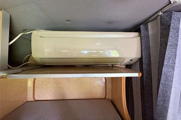 2012 Toyota HIACE Hiace Camper campervan 2012 Hiace SLWB campervan