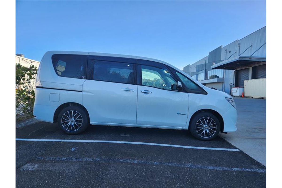 2015 Nissan SERENA HIGHWAY STAR G (HYBRID) C26