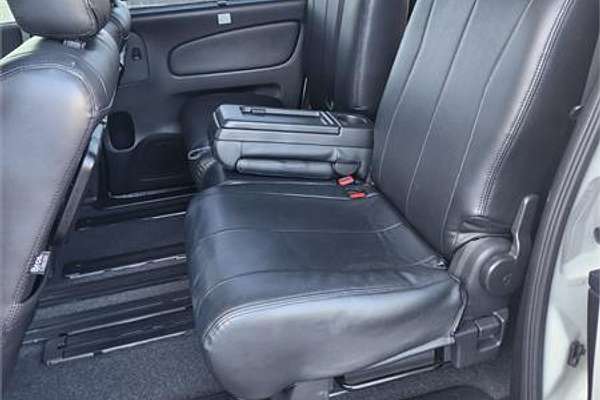 2015 Nissan SERENA HIGHWAY STAR G (HYBRID) C26