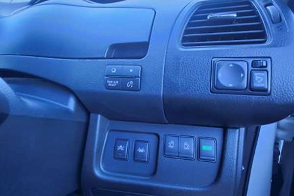 2015 Nissan SERENA HIGHWAY STAR G (HYBRID) C26