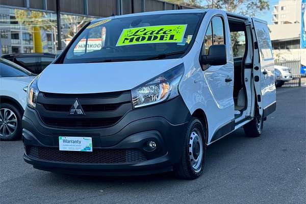 2020 Mitsubishi EXPRESS GLX SWB SN MY21