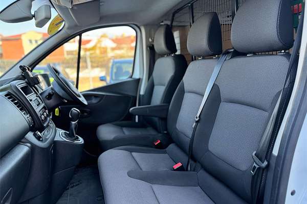 2020 Mitsubishi EXPRESS GLX SWB SN MY21