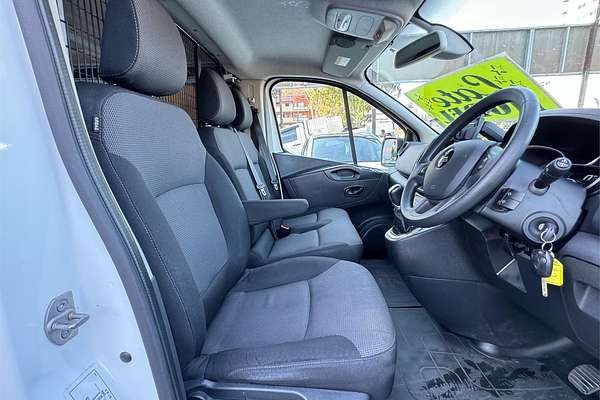 2020 Mitsubishi EXPRESS GLX SWB SN MY21