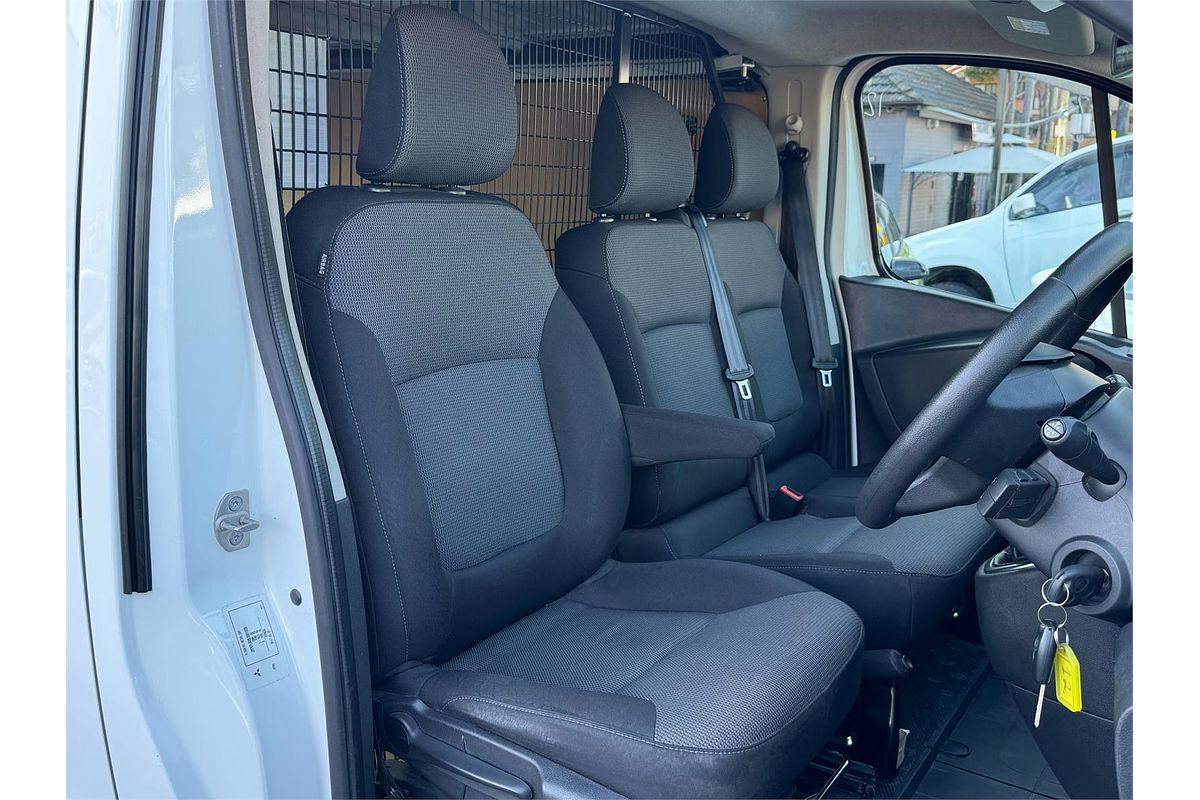 2020 Mitsubishi EXPRESS GLX SWB SN MY21