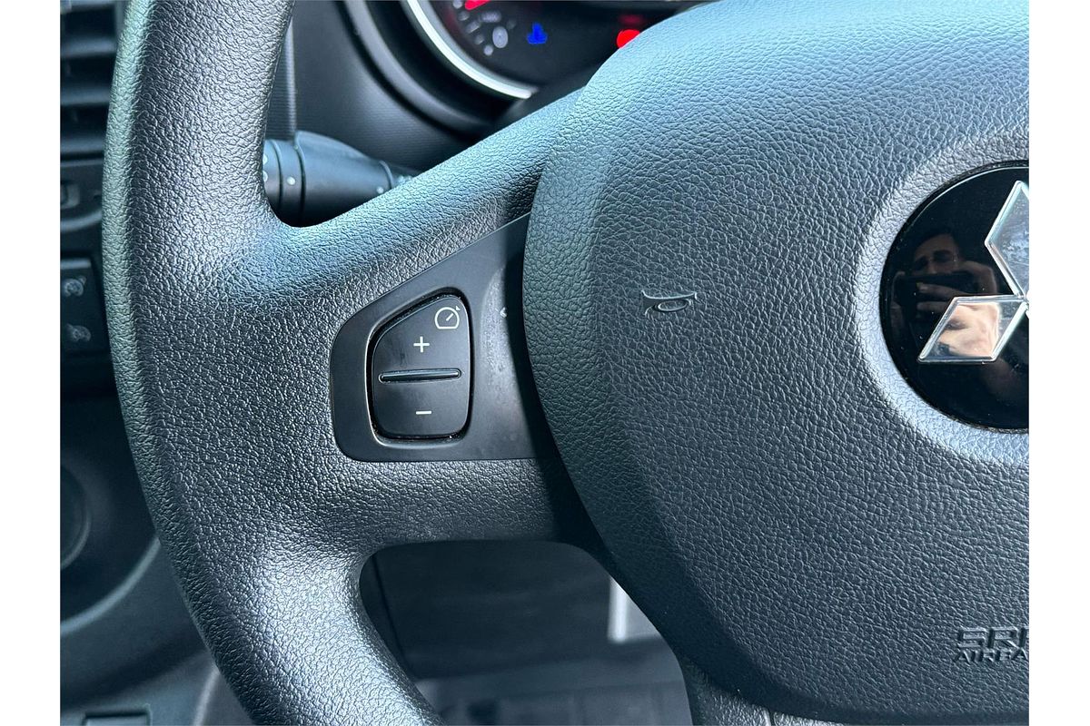 2020 Mitsubishi EXPRESS GLX SWB SN MY21