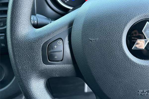 2020 Mitsubishi EXPRESS GLX SWB SN MY21