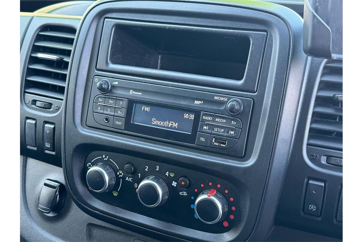 2020 Mitsubishi EXPRESS GLX SWB SN MY21