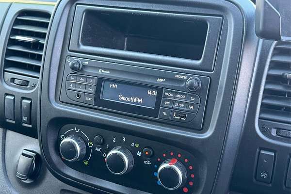 2020 Mitsubishi EXPRESS GLX SWB SN MY21