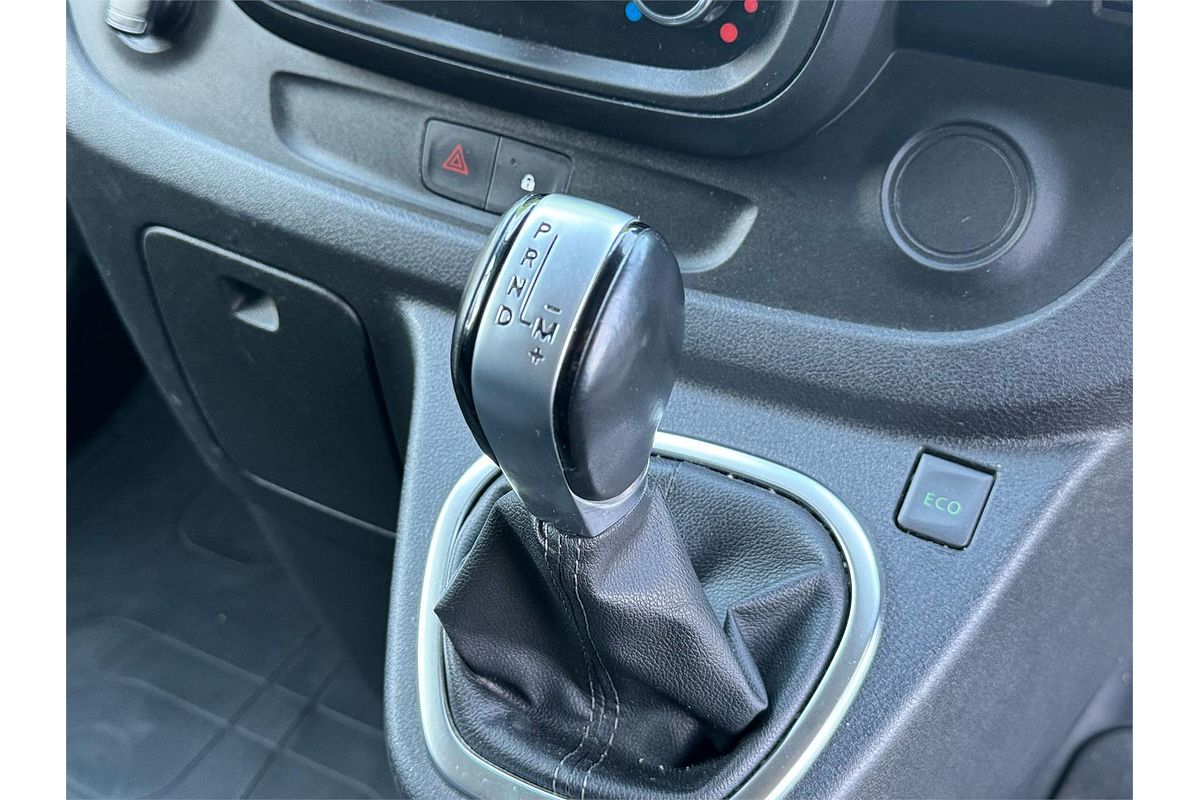 2020 Mitsubishi EXPRESS GLX SWB SN MY21